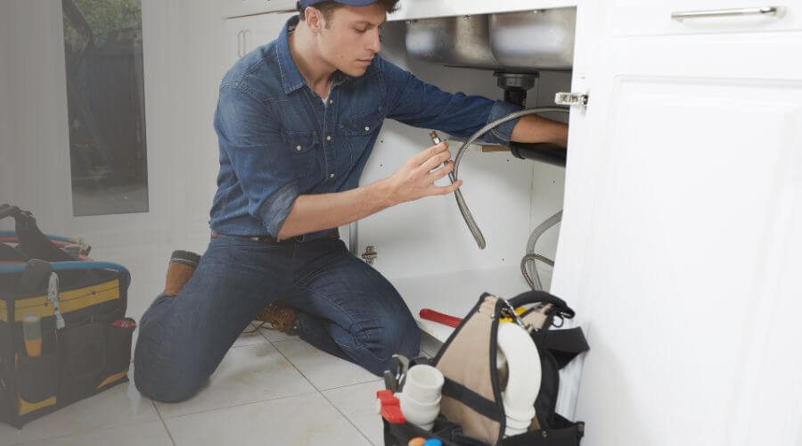 Expert burst pipe repair services in Bradfordsville, KY